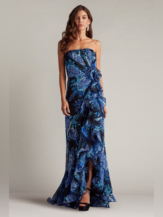 Tadashi Shoji Dresses & Skirts - new Tadashi Shoji Morwenna Floral Print Ruffle Gown blue/black
CHW24386L-BKBFL